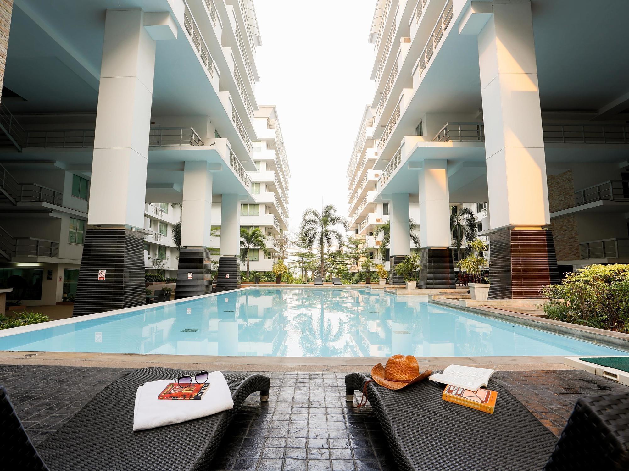 The Capital Resort @ Sukhumvit 50 Bangkok Exterior photo The swimming pool at the complex