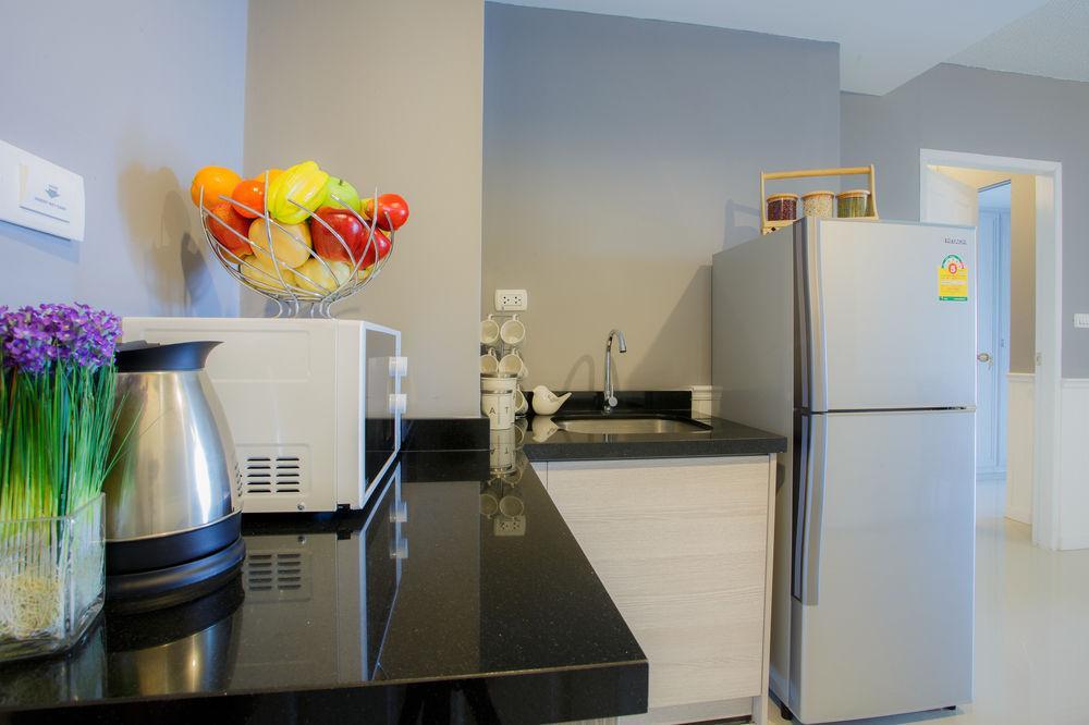 The Capital Resort @ Sukhumvit 50 Bangkok Exterior photo A modern kitchen