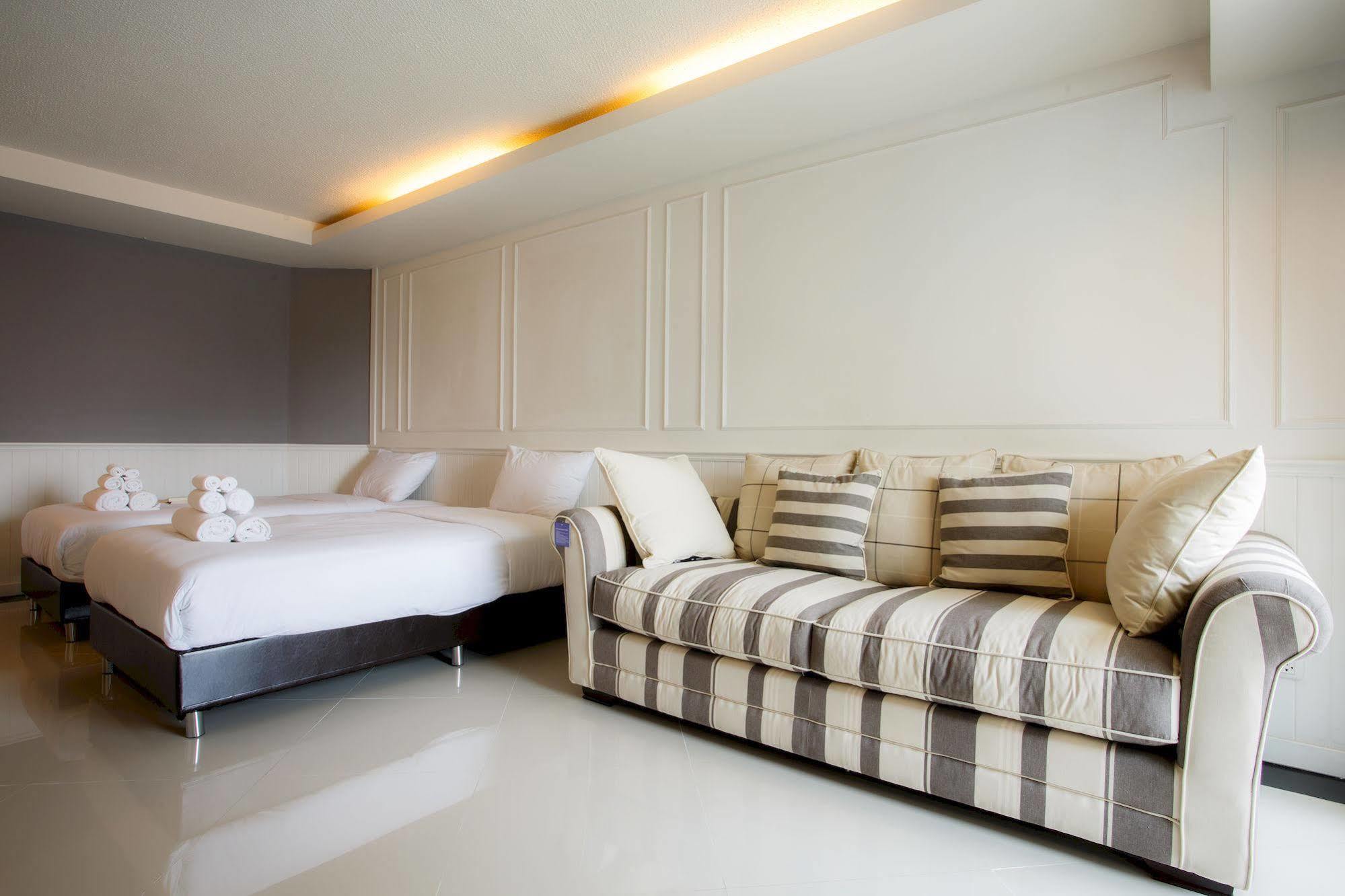 The Capital Resort @ Sukhumvit 50 Bangkok Exterior photo Deluxe Room